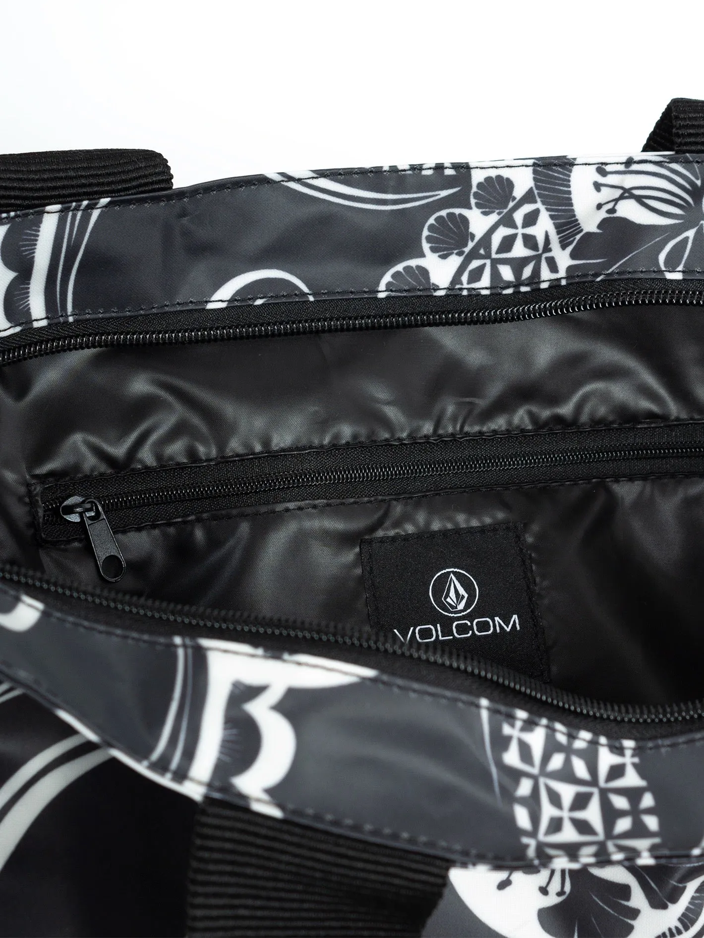 Bay Bae Beach Tote - Black White