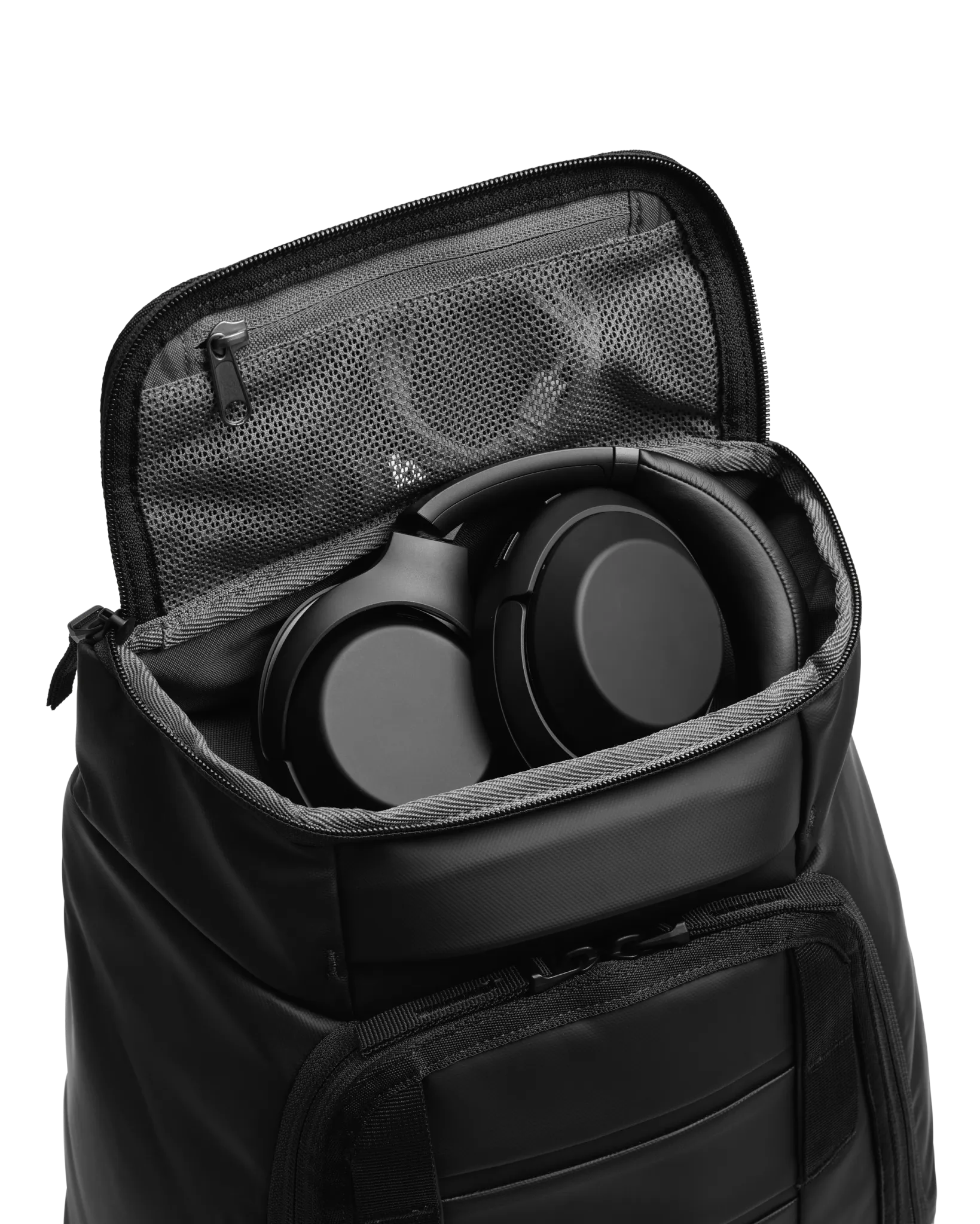 Hugger Backpack 20L Sand Grey