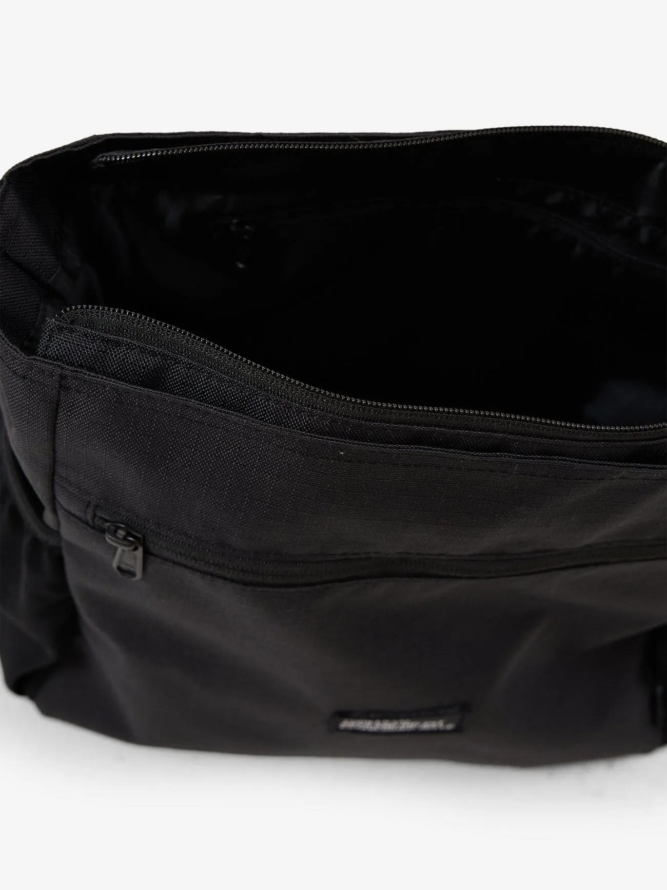 Minimal Thrills Staple Bag - Black