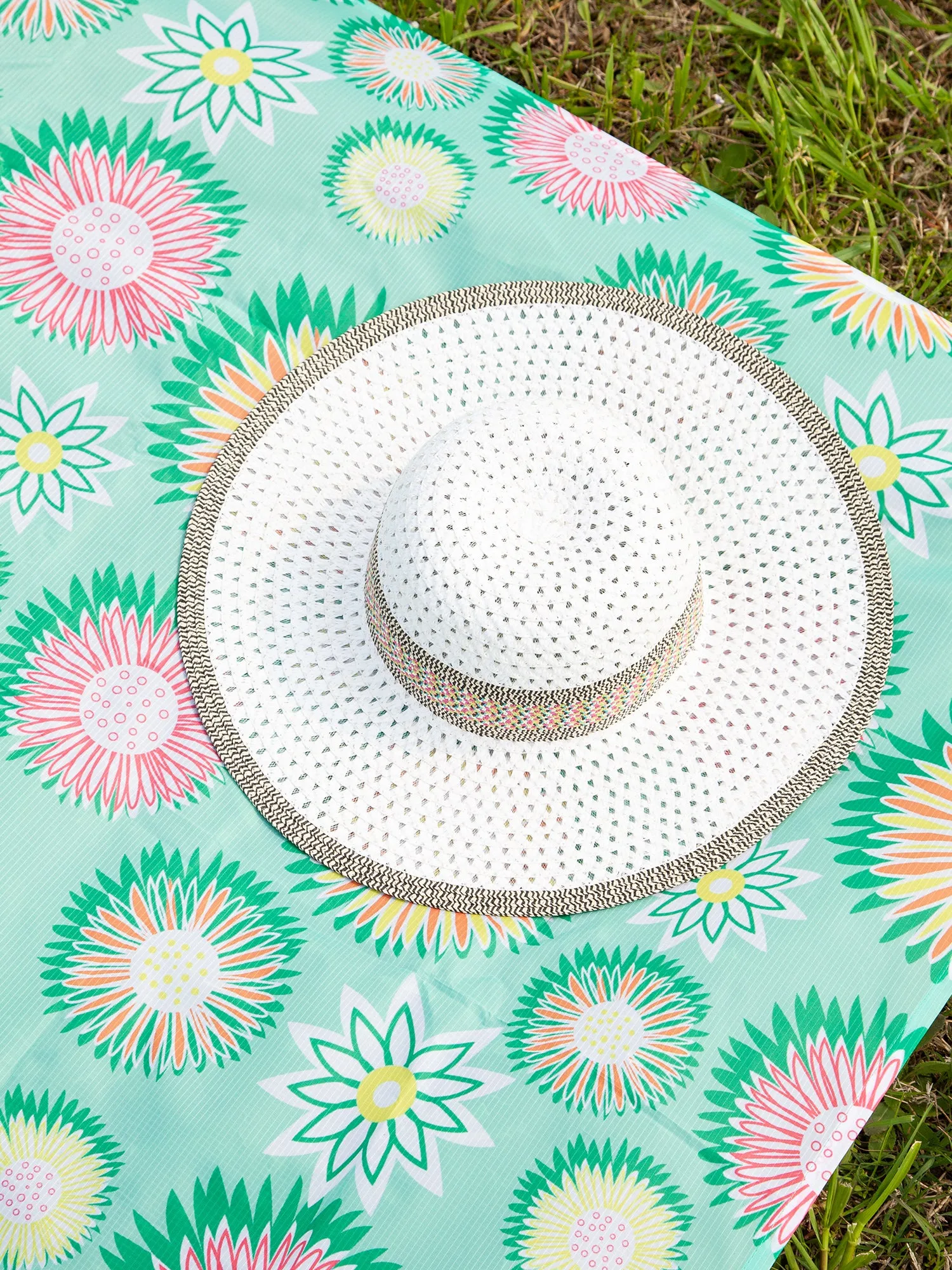 Recycled Picnic Blanket Garden